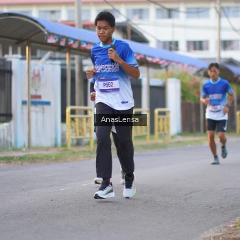 Runner Photo 3457570