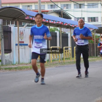 Runner Photo 3457573