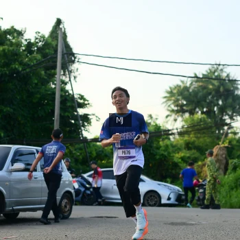 Runner Photo 3457578
