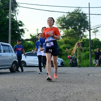 Runner Photo 3457580