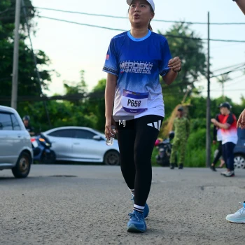 Runner Photo 3457587