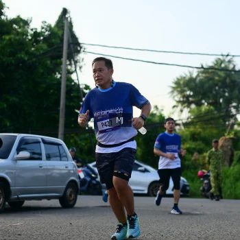 Runner Photo 3457591