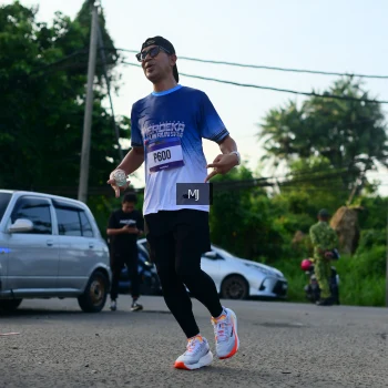 Runner Photo 3457594