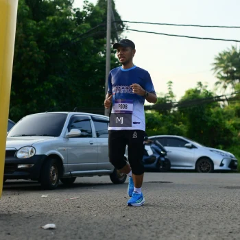 Runner Photo 3457619
