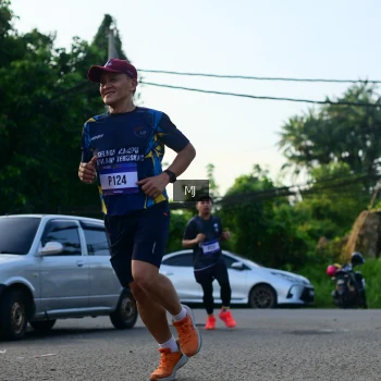 Runner Photo 3457638