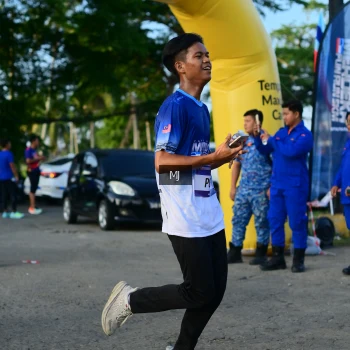 Runner Photo 3457645