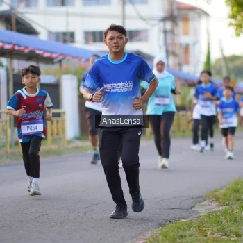 Runner Photo 3457653