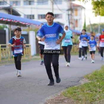 Runner Photo 3457654