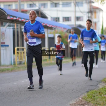 Runner Photo 3457656
