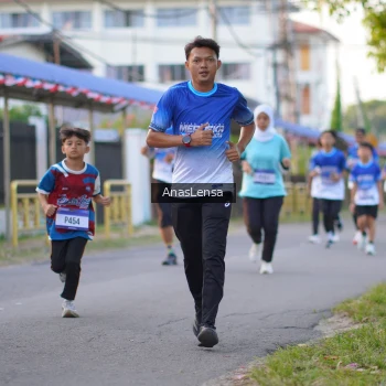 Runner Photo 3457660