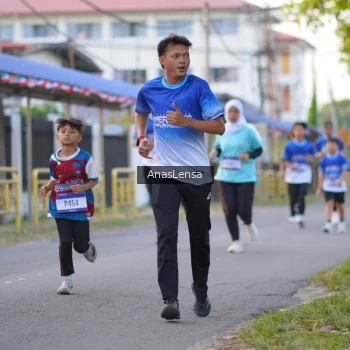 Runner Photo 3457684
