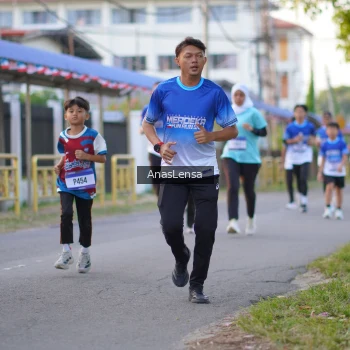 Runner Photo 3457685