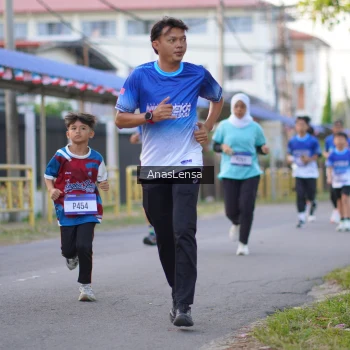 Runner Photo 3457717