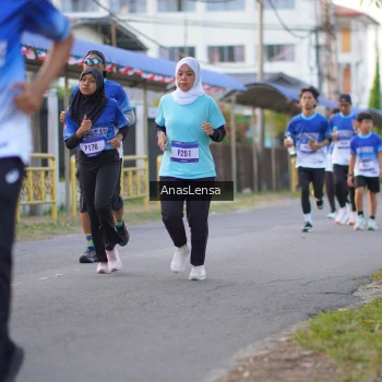 Runner Photo 3457724