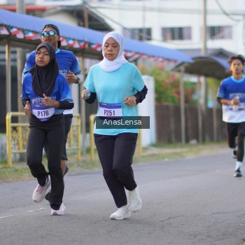 Runner Photo 3457727