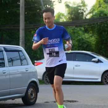 Runner Photo 3457752
