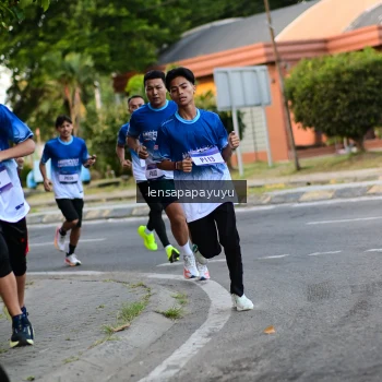 Runner Photo 3457755