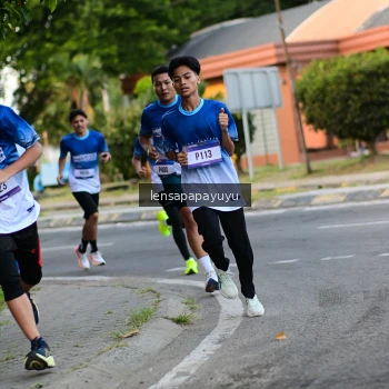 Runner Photo 3457782