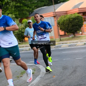 Runner Photo 3457801