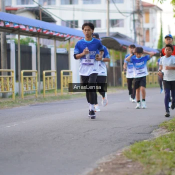 Runner Photo 3457819