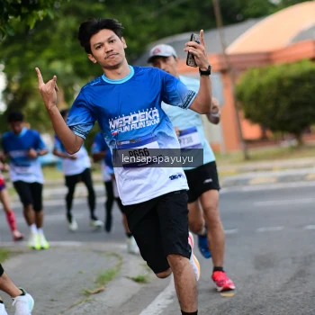 Runner Photo 3457828