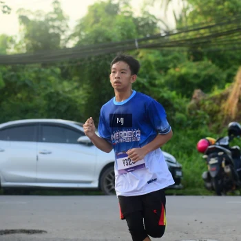 Runner Photo 3457880