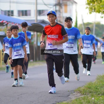 Runner Photo 3457887