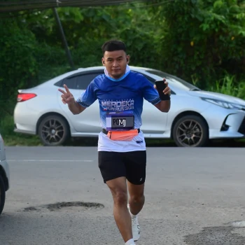 Runner Photo 3457923
