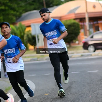 Runner Photo 3457929