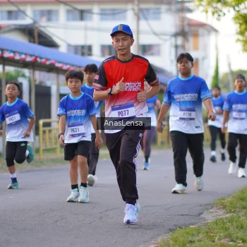 Runner Photo 3457953