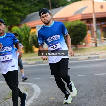 Runner Photo 3457977