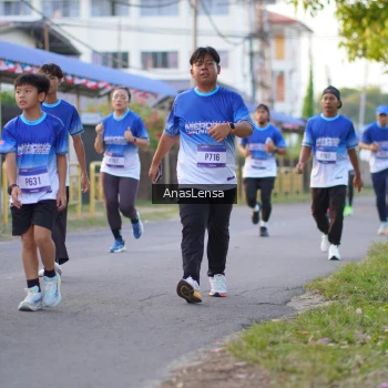 Runner Photo 3458007