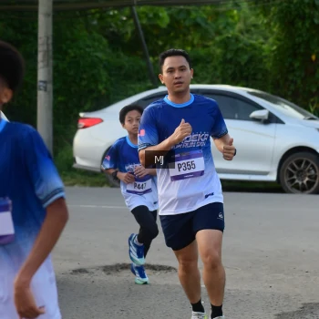 Runner Photo 3458009