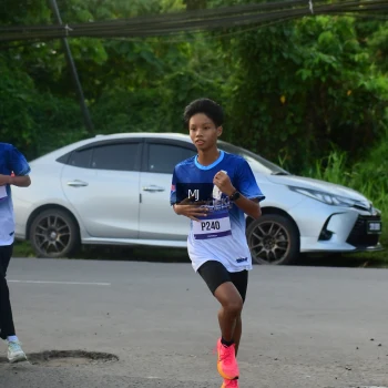 Runner Photo 3458022