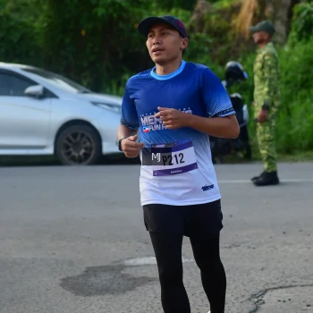 Runner Photo 3458028