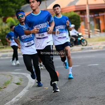 Runner Photo 3458072