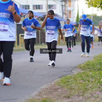 Runner Photo 3458085