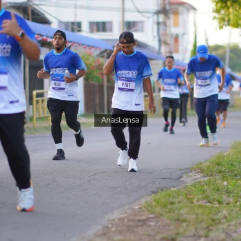 Runner Photo 3458113