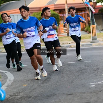 Runner Photo 3458120