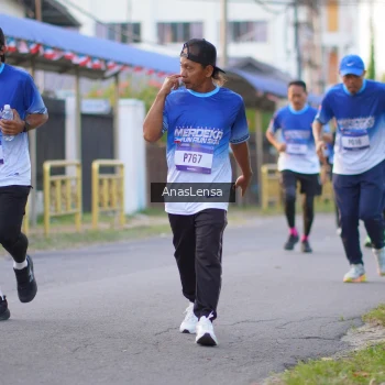Runner Photo 3458132