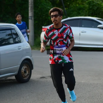 Runner Photo 3458137