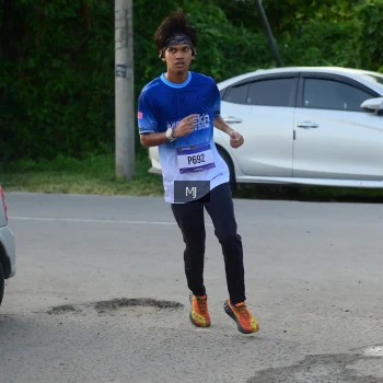 Runner Photo 3458154