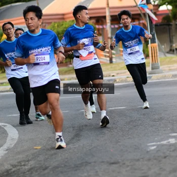 Runner Photo 3458159