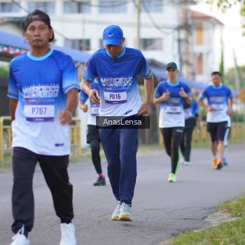 Runner Photo 3458164