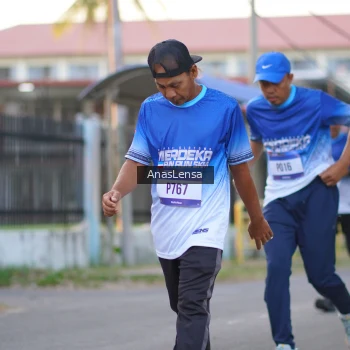 Runner Photo 3458192