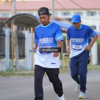 Runner Photo 3458194
