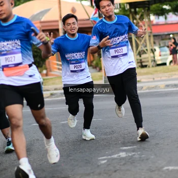 Runner Photo 3458215