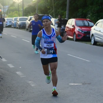 Runner Photo 3458216