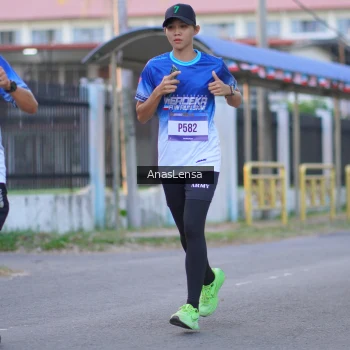 Runner Photo 3458222