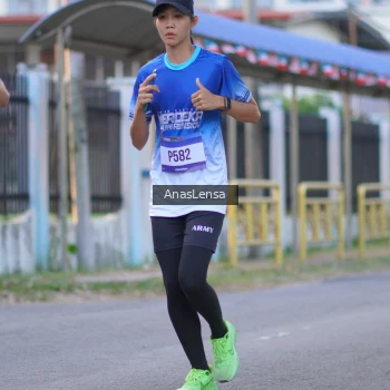 Runner Photo 3458224